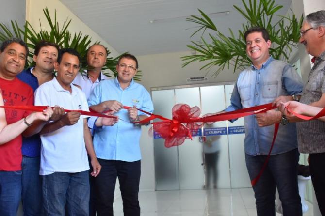 Vereadores prestigiam reabertura do Centro de Saúde Leste